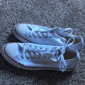 White Low top Converse